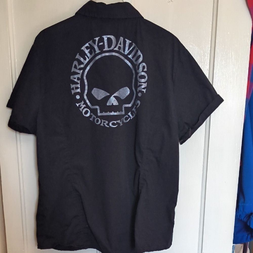 Harley-Davidson Black Skull Logo Shirt